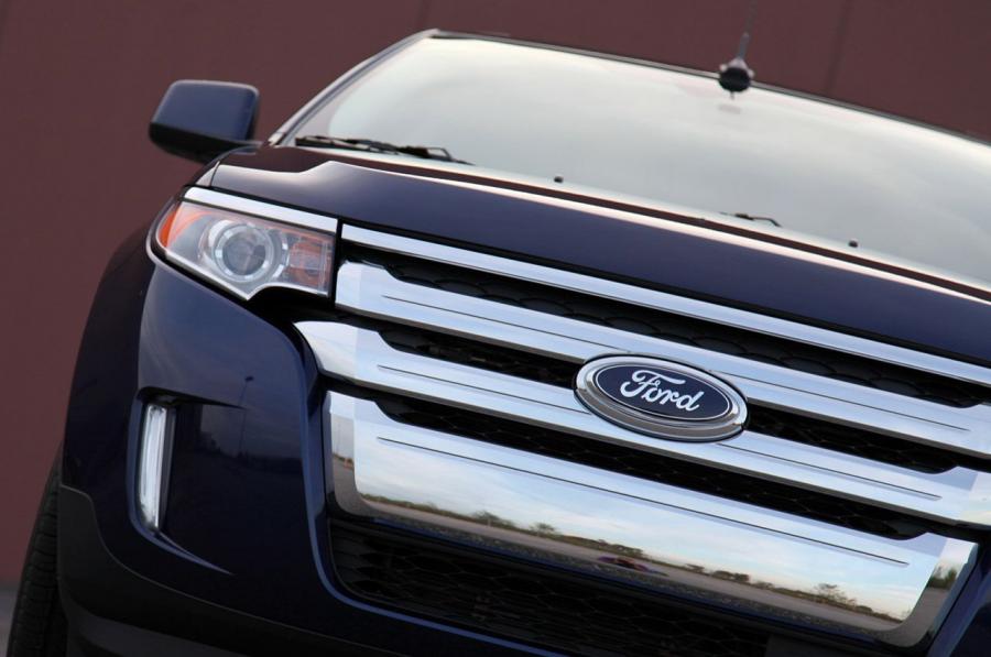  Ford Edge Limited 2011 года  (фото 2 из 95)